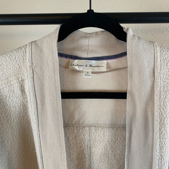 Chelsea & Theodore cardigan oversized small - Picture 11 of 13